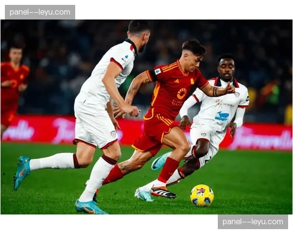 深度复盘：那不勒斯3-2罗马，奥斯梅恩双响背后的战术博弈